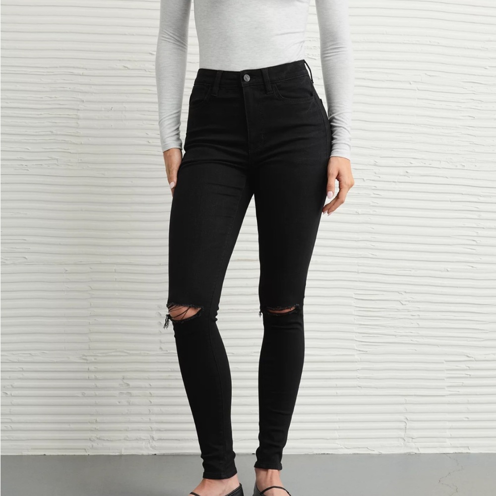 American Eagle Outfitters Black High-Rise Ripped Skinny Jeans